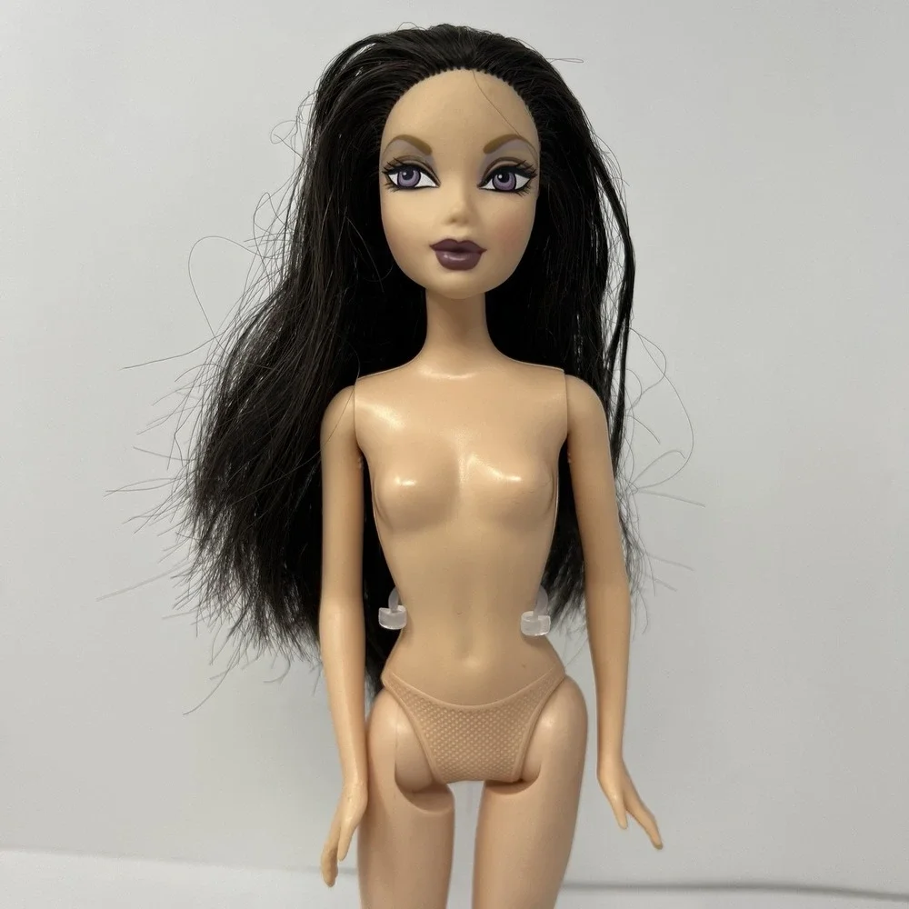 Barbie My Scene‎ Nolee Doll Hanging Out Trendy Teen Fashion Collectible Gift